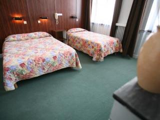 Alexandra 4*